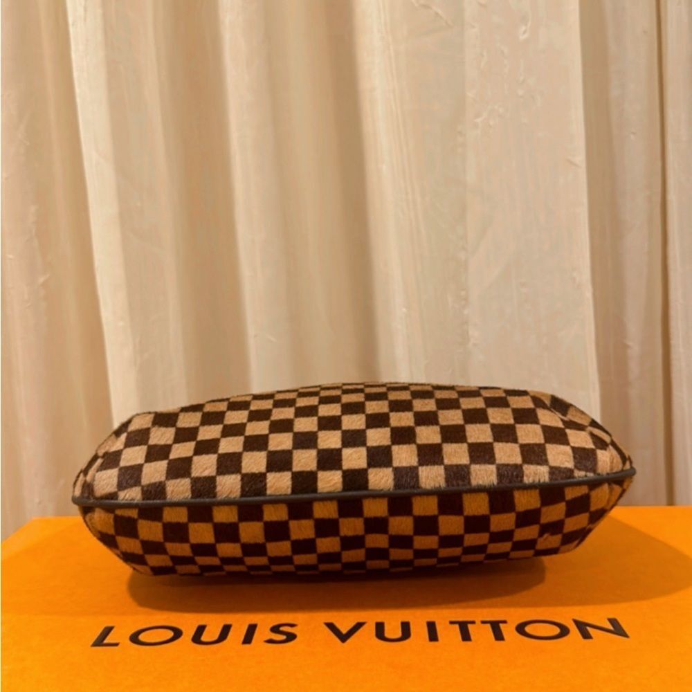 💯% Authentic Louis Vuitton Limited Edition Damier Sauvage Tigar Bag✨ - Picture 3 of 14